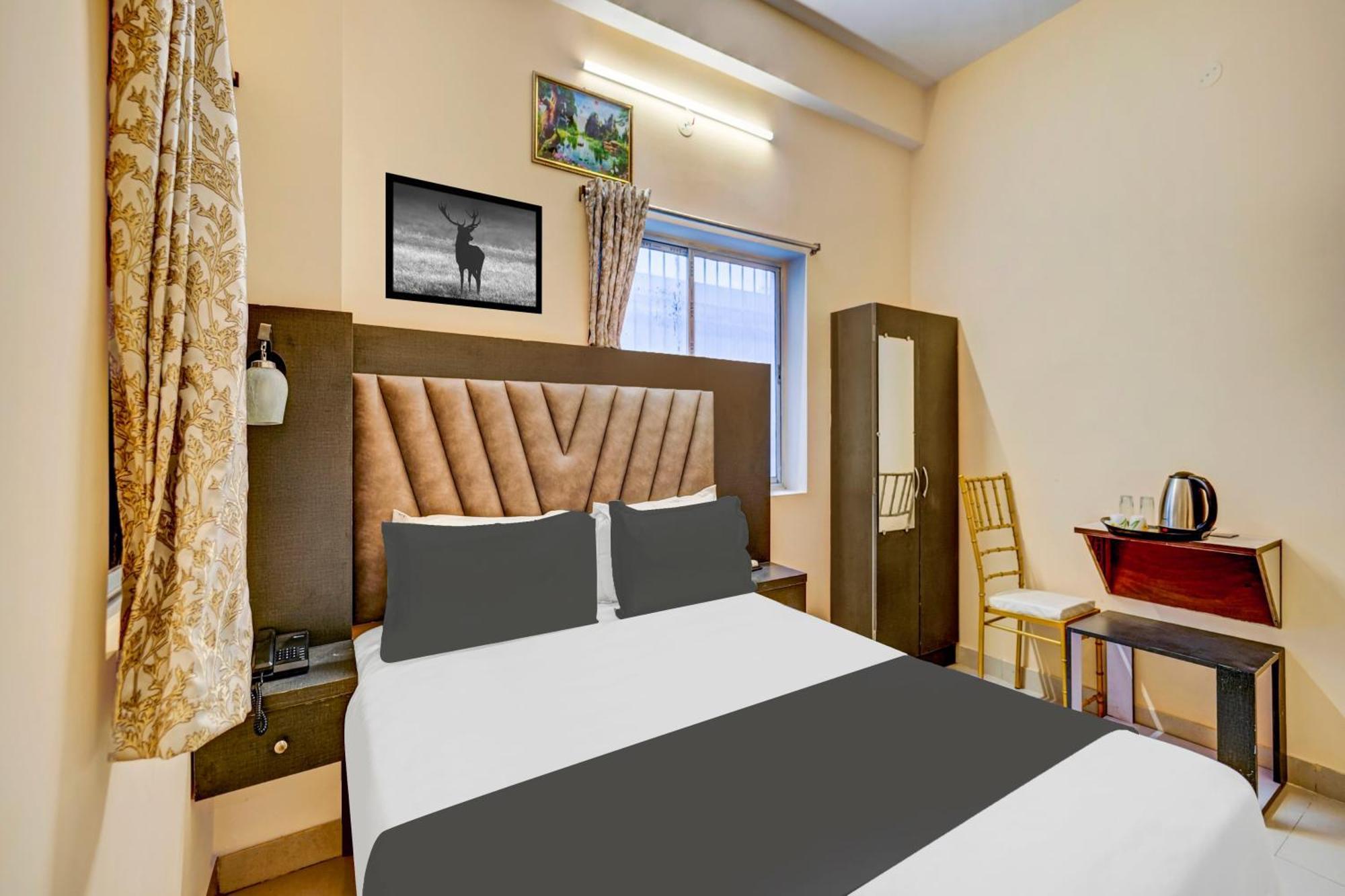 Khagaul Super Townhouse Anisabad Near Mahavir Sansthan מראה חיצוני תמונה